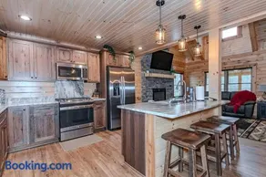 Woodside Retreat - Image 4