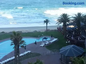 Beach Club 503 Diaz Beach Mosselbay - Image 2