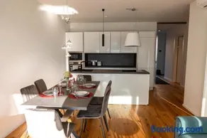 Apartamento con jardín y terraza | Vistas al lago | Adaptado para teletrabajar - Image 2