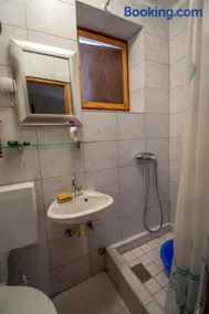 ART Apartment - Image 3