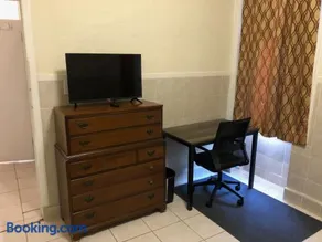 Private 1-bedroom apartment, 15 minutes to New York City Manhattan - Image 1