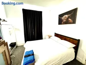 Wembley property - Image 4