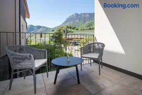 Villa Montis Exclusive Holiday Apartments in Eppan with Spectacular Views of Dolomites and Bolzano Area - Image 2