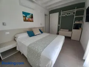 Lilliput Guest House-Noli - Image 1