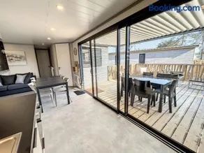 Chalet Jullouville - 6 pers. - Piscine chauffée - Terrasse privative - Proche plage et commerces - FR-1-361-470 - Image 2