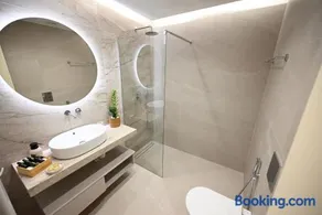 Unick Avra Luxury Living - Image 4