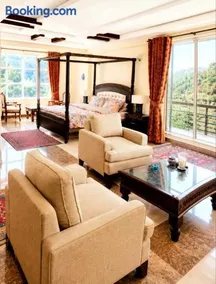 Paridot IN Hotel And Resort - Image 2