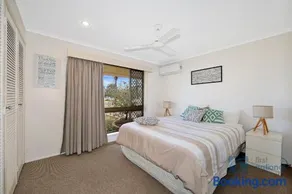 100 The Esplanade - Image 2