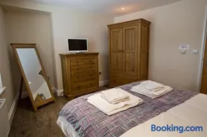 Cider House - Image 3