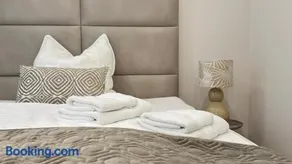 Ideale City-Wohnung mit 2 Schlafzimmern & Parking - Image 2