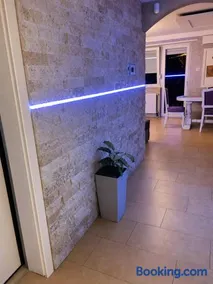 Dubai Apartment II - Image 3