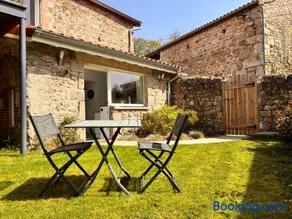 Superbe appartement avec jacuzzi et jardin privé - Image 1