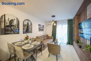 President Lux Apartment Centar - Image 4