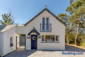 2 Bed in Holsworthy oc-82455 - Image 3
