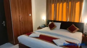 Seven Corbett - Image 3