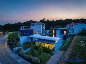 Villa Aselva with Pool near Kamenjak Nature Park - Image 4