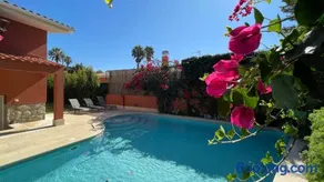 Studio with Private Swimming Pool and Garden - Image 5