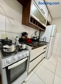 Apartamento Térreo completo e bem localizado - Image 5