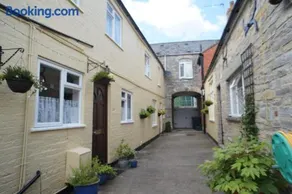 No. 2 Smith Cottages - Image 2