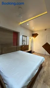 3BHK Pavillion Penthouse By Velvet Stays - Image 1