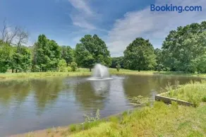 Spacious Home-Game Room - Private Pond - Sleeps 16 - Image 3
