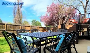 Near Park Dining - Easy Access to Downtown - Image 1
