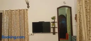 Kutralam Home Stay - Image 1