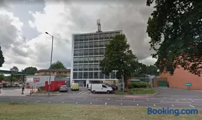 Birmingham NECAirport Interchange shortstay homebase - Image 2