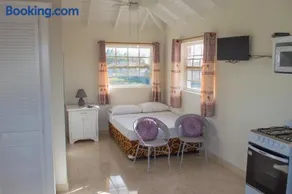 Plover Court Apartments - Image 2
