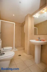 Alameda Apartments - Image 5