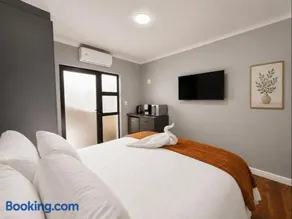Pecan Tree Lodge - Image 2