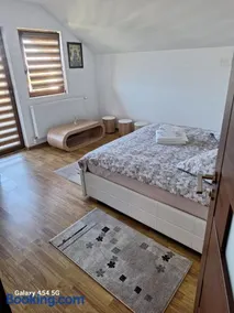 Cabana iris- dotata cu ciubar si sauna - Image 2
