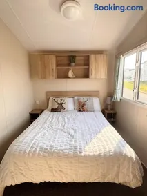 Fern Lodge Newquay Caravan - Image 3