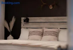 Mooove Your Herd Into a New Cozy Barn Haus-in NB - Image 1