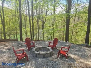 Serene Lake Home Sleep 7 Grill Games Dog Friendly - Image 2