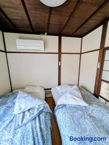 かさまの宿舎おきつねわんにゃん - Image 4
