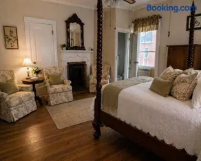 Historic McCormick Hotel - Image 3