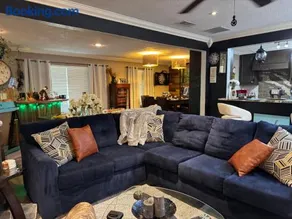 Arlington FOMO HOME - Image 4