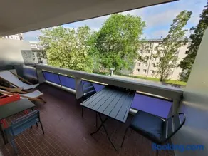 Superbe appartement, terrasse, accès direct RER - Image 4