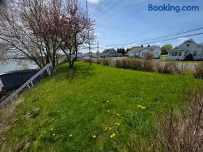 House with private beach - Image 3