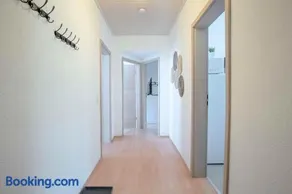 Modern & Spacious Apartment in Lüdenscheid - Image 3