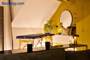 IH La Suite Olive I Duplex avec Jacuzzi Privatif à Étampes I proche Paris - Image 4