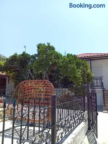 ANNAS COTTAGE - Image 1