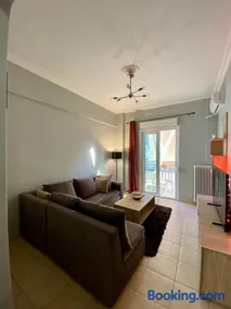 Cozy flat Korydallos - Image 3