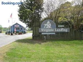 Virginia Landing Camping Resort Cabin 17 - Image 5