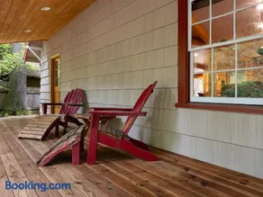 Whispering Pines - Cabin w hot tub - Image 3