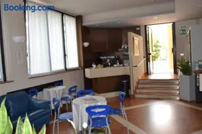 Hotel Roma - Image 2