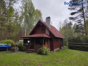 Klimatyczny domek w lesie przy jeziorze - Image 1