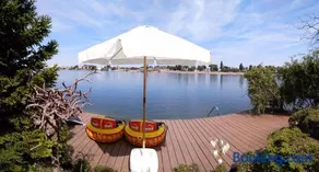 TopSenec-Lakeside Home - Image 2