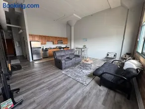 Spacious Condo Minutes to Cedar Point - Image 1